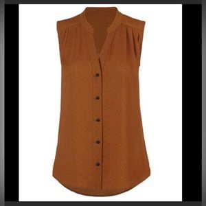 CAbi Dotty top # 3988 sleeveless button up. Burnt orange with black polk…